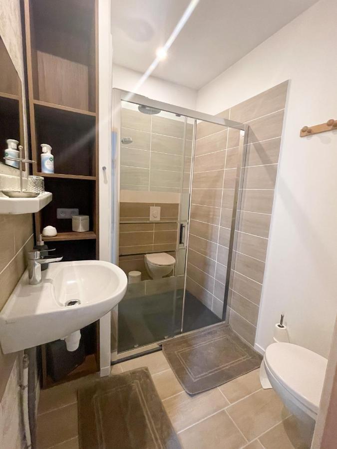 La Basse Cour Hotel Tanlay Екстериор снимка